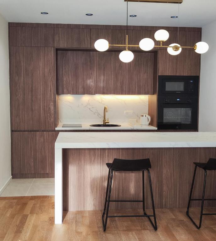 Elegant City Living I One Bedroom Apartment 24h Self-Check-In - 5