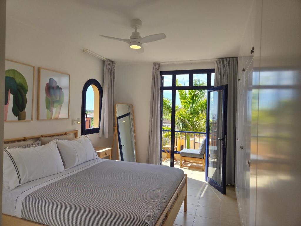 Golf and Beach Retreat in Maspalomas - 3