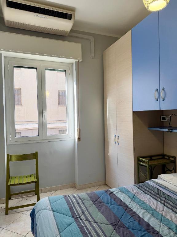 HOST4U - In Centro a Imperia con Balcone - Casa Margherita - 4