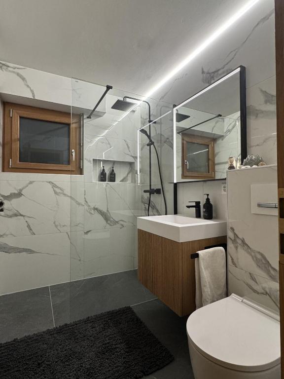 2 bed ski in out apartment La Tzoumaz Verbier - 5