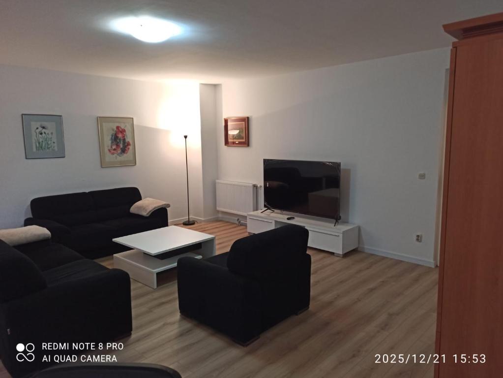 Urban Four Apartment, private Parking - 1