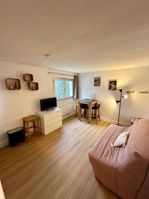 Studio au calme proche du centre de barcelonette - 1
