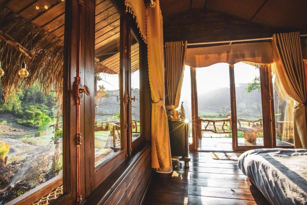 Nhà Trong Bản – Homestay Măng Đen