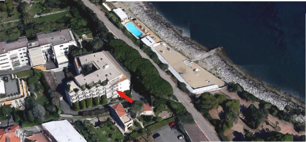 Tirrenia beach house - sea front with private beach - 4