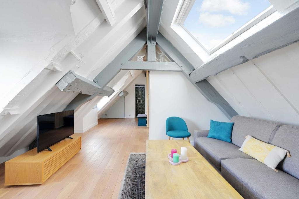 Bright 4P studio in the heart of Paris Marais Rivoli - 2