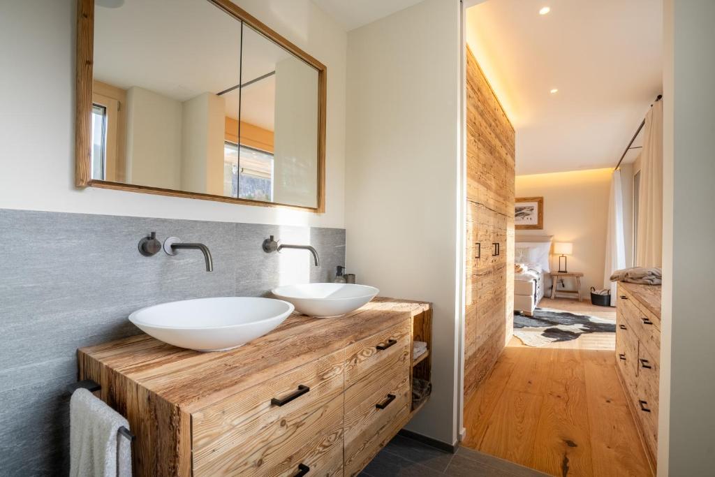 A&Y Signature Lodge St Moritz Pontresina Spa - 5