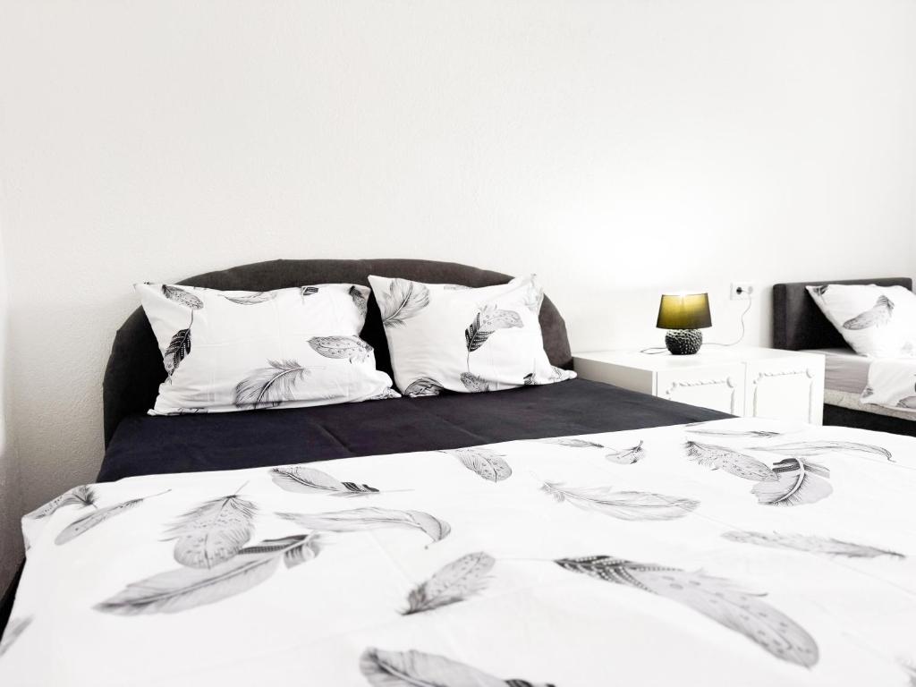 K&S Apartment Bistrik Stay - Private Parking - 2