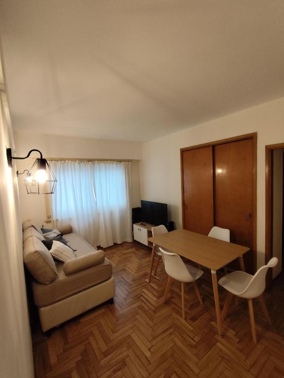 2 ambientes zona Güemes - 4