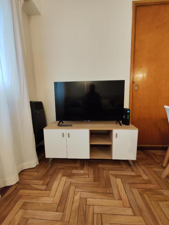 2 ambientes zona Güemes - 3