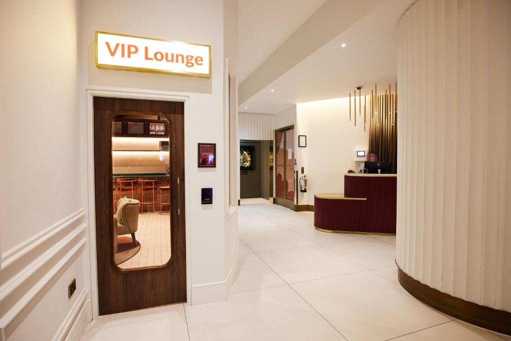 Bar/lounge