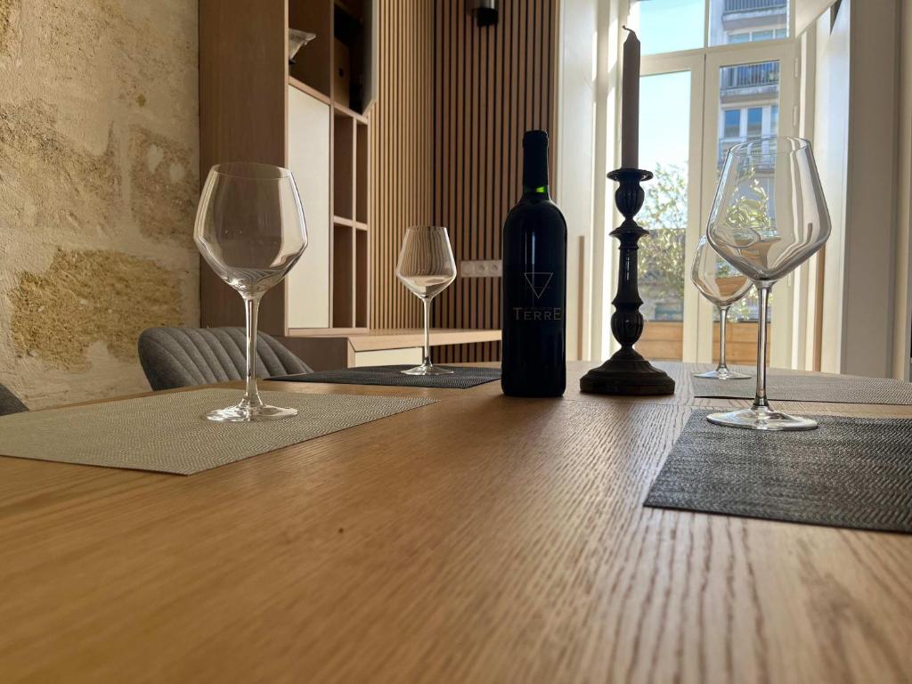Bordeaux Apartment with Balcony Steps to Wine & City Center - 3