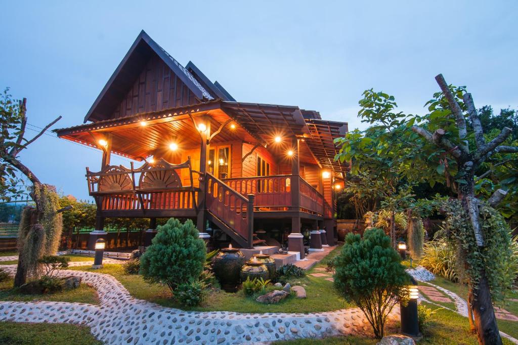 Exterior view, Tum Baan Suan ตุ่มบ้านสวน in Chanthaburi