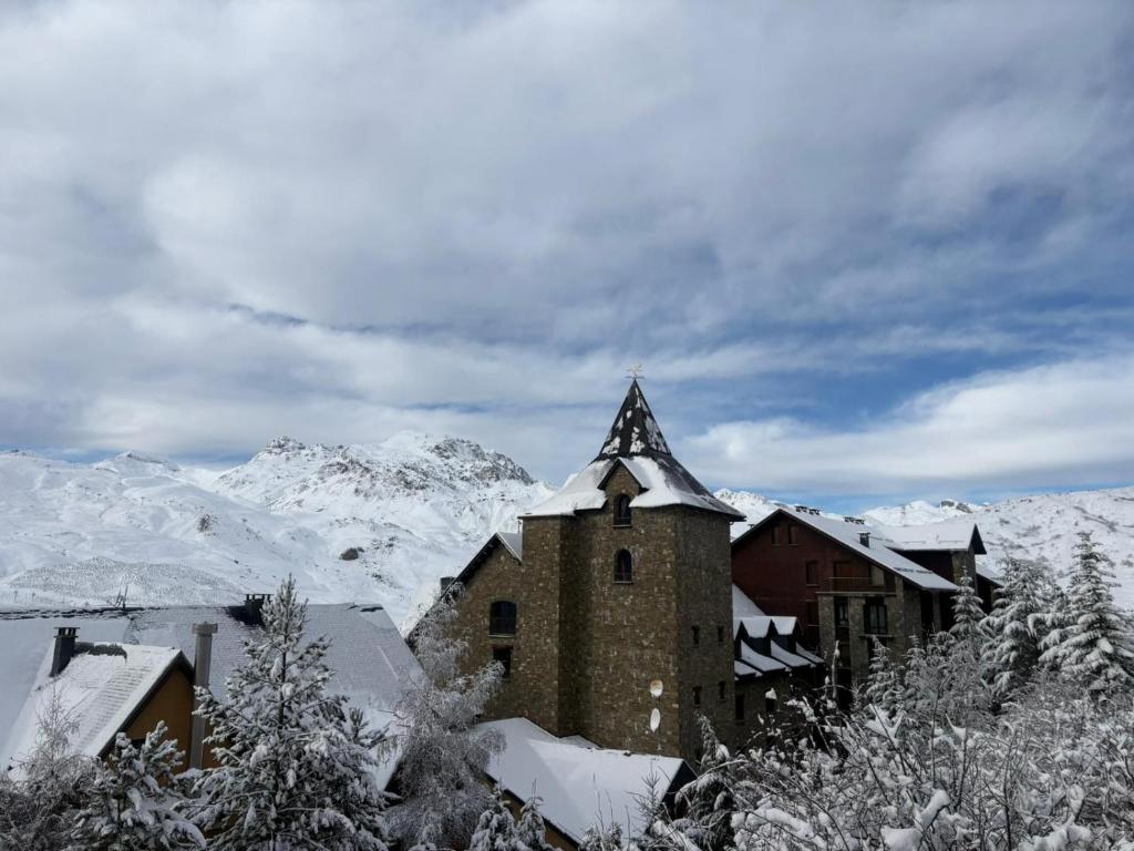 SNÖ Villa de Sallent 4 - 2