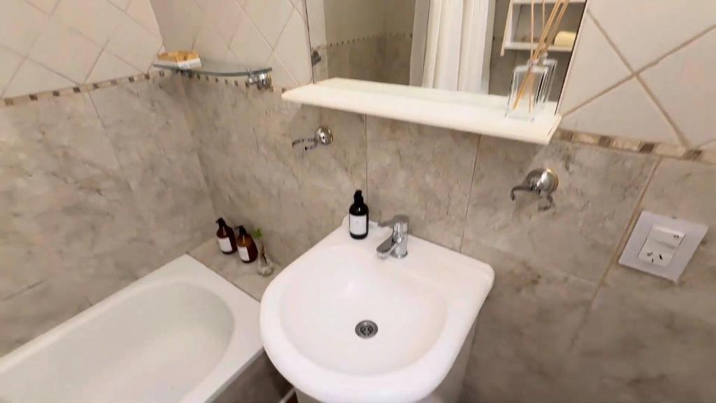 Departamento domingo - 3