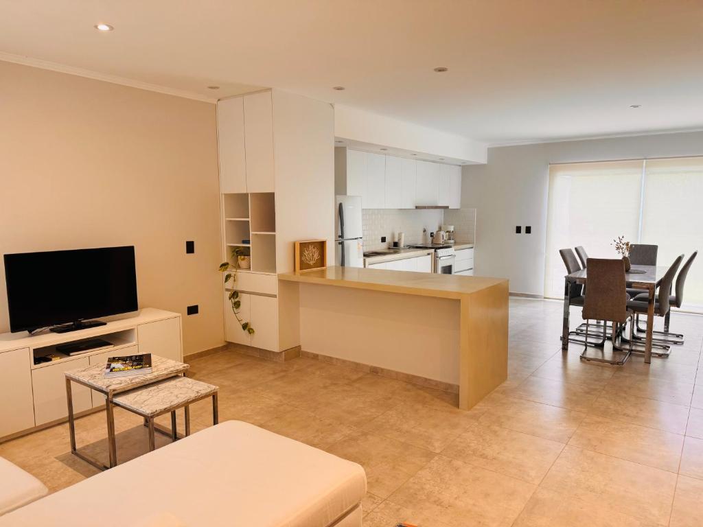 La Casita - casa en el centro de Luján - 1