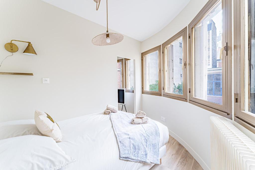 Modern Family Suite with 3 bedrooms and 2 bathrooms for 6 people - 2