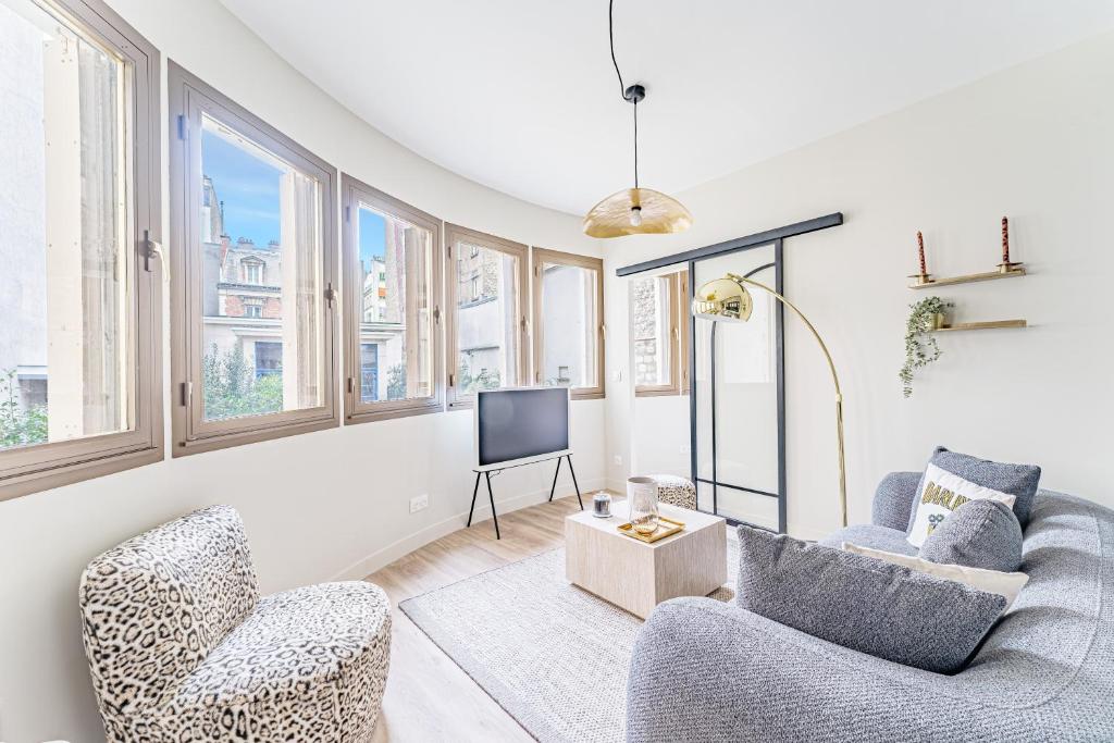 Modern Family Suite with 3 bedrooms and 2 bathrooms for 6 people - 5