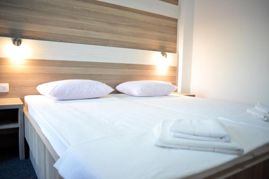 Hotel Rivero A&S - 5
