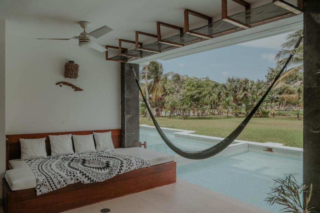 Stunning Ocean Front By Condo Boutique - 3