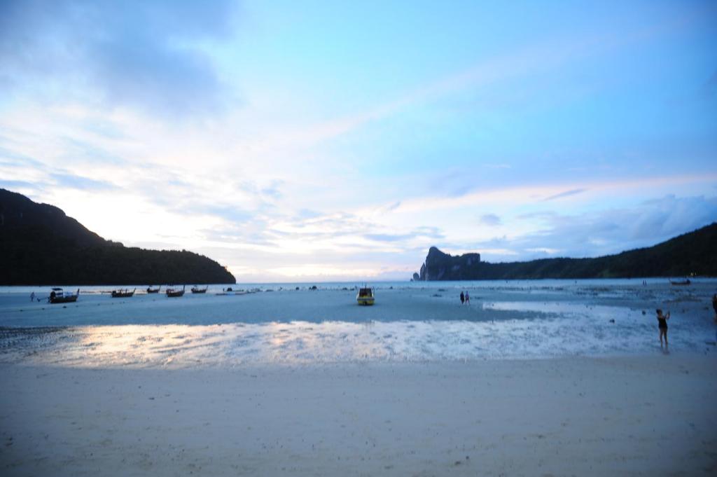Strand
