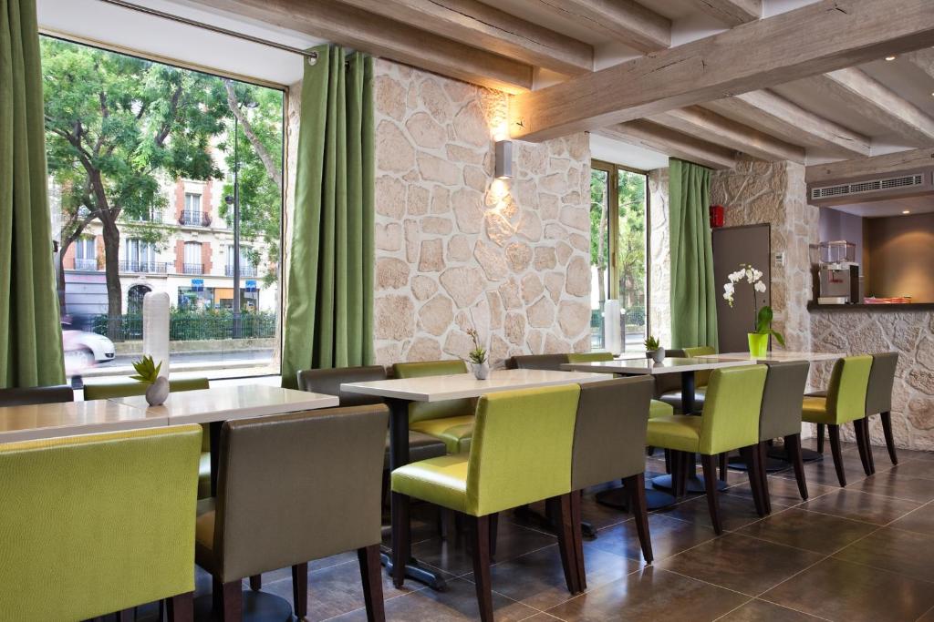 Restaurant, Hotel Du Printemps in Paris