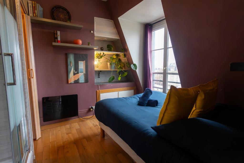 APPARTEMENT CHALEUREUX ARTISTIQUE QUARTIER GARE DU NORD - GARE DE L'EST et GRANDS BOULEVARDS - 1