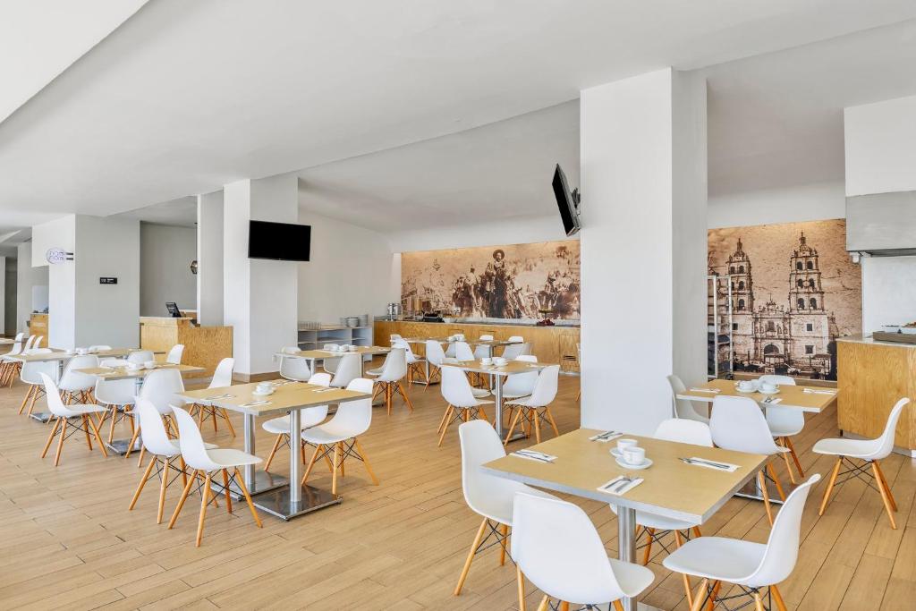 Fiesta Inn Express Durango レストラン