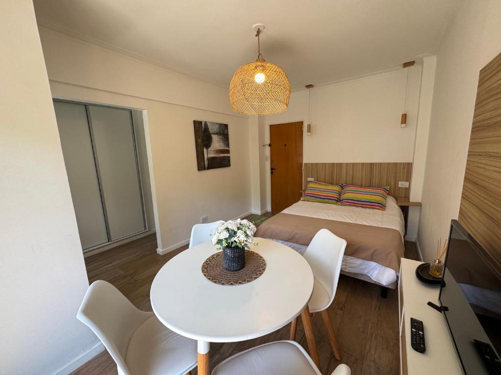 Studio reciclado - Balcon a la calle - 2