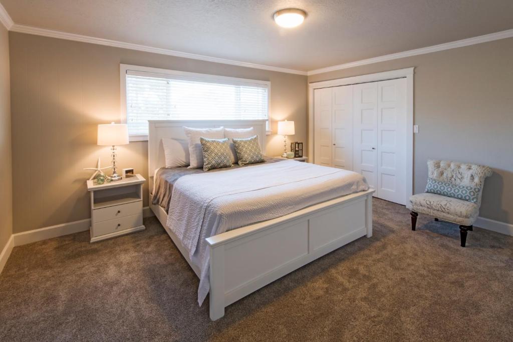 Beach Drive Suites photo
