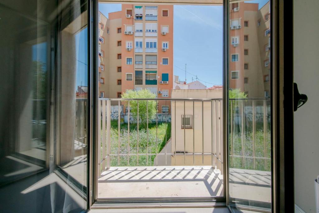 Urban apt para 6 en Adrian Pulido con Parking - 3