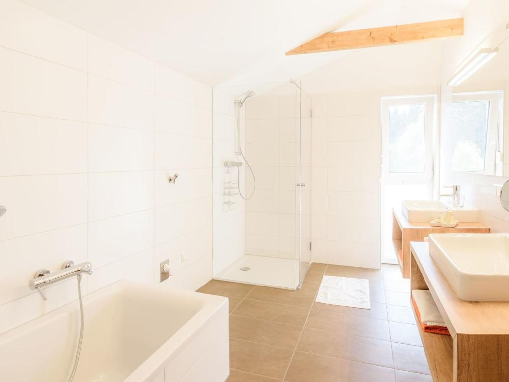 Apartment Appartement in Unterburg Am Klopeiner See by Interhome - 3