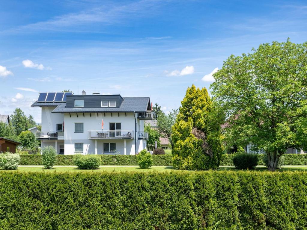 Apartment Appartement in Unterburg Am Klopeiner See by Interhome - 2