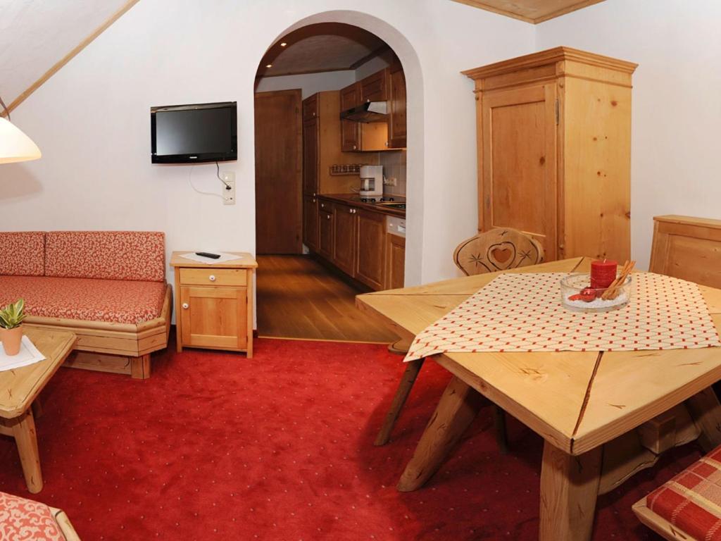Apartment Ruhige Wohnung im Ortszentrum by Interhome - 5