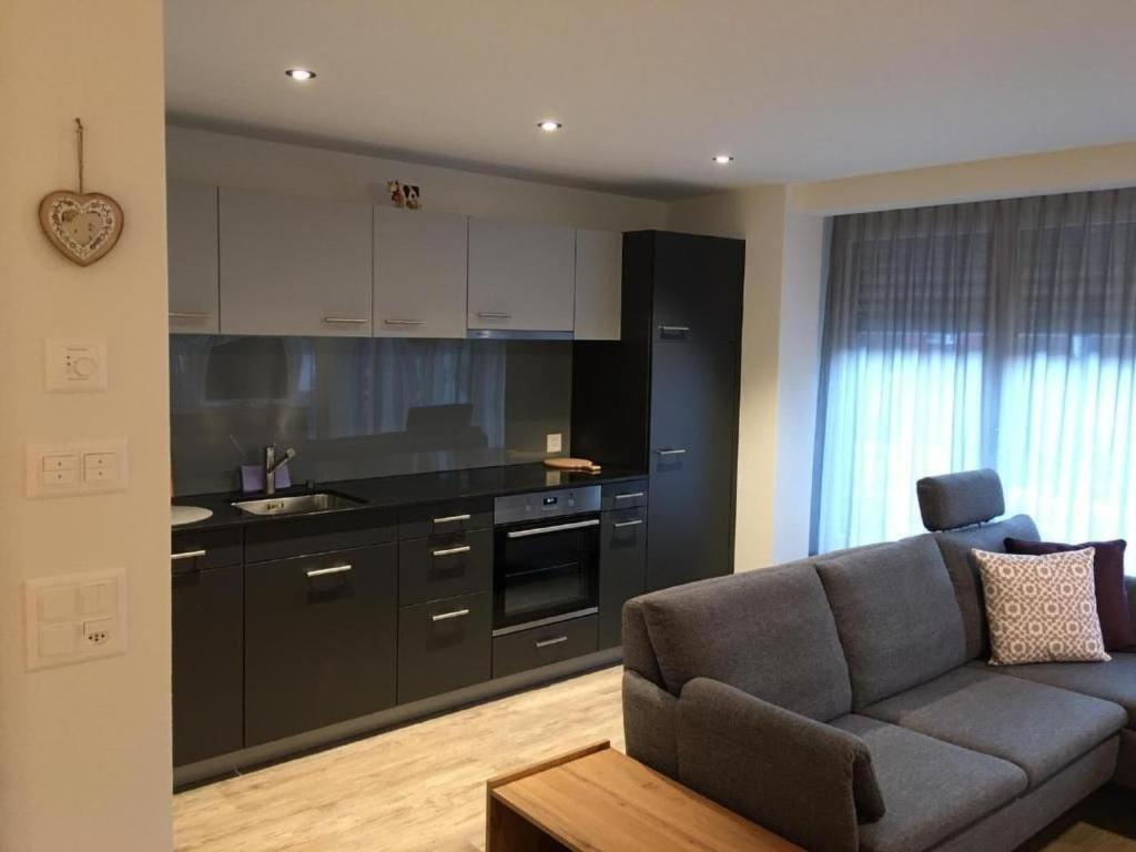 Apartment Chäs-Gruebi Wohnung Hirsch by Interhome - 2