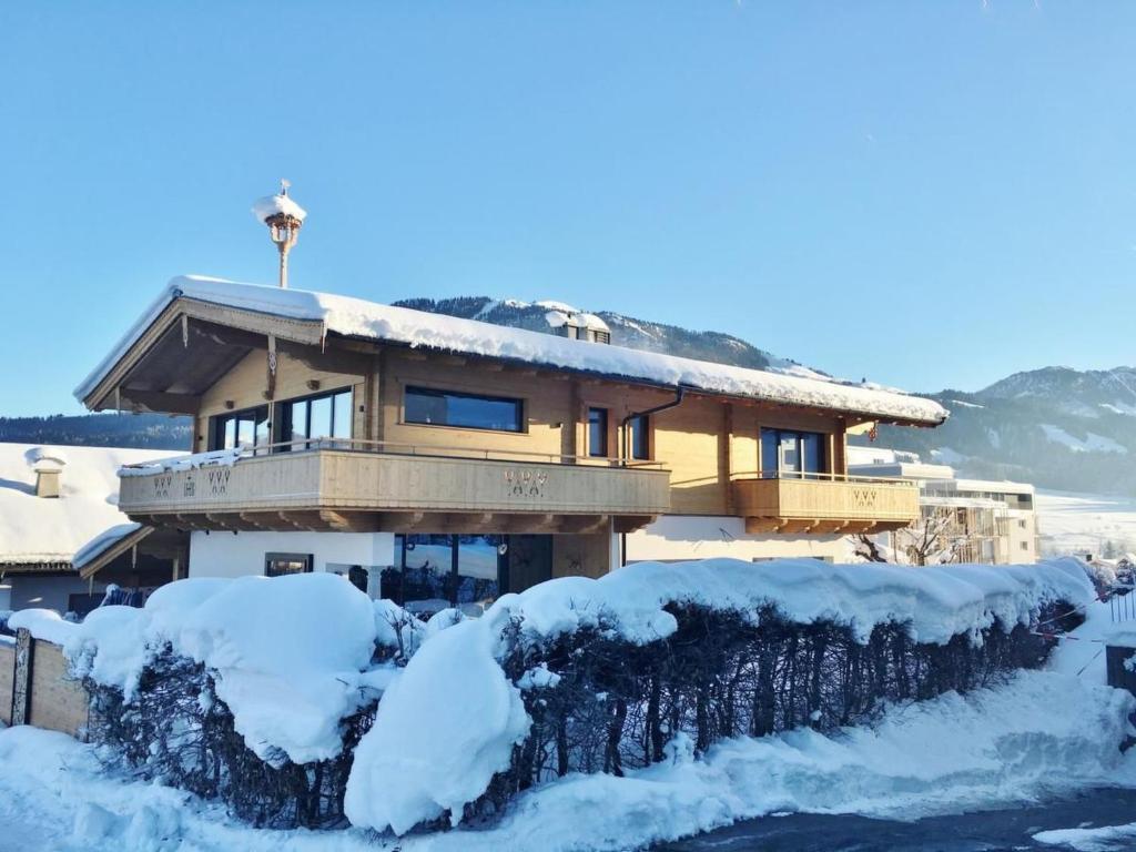 Holiday Home Chalet Tannweg in Sankt Johann in Tirol by Interhome - 1