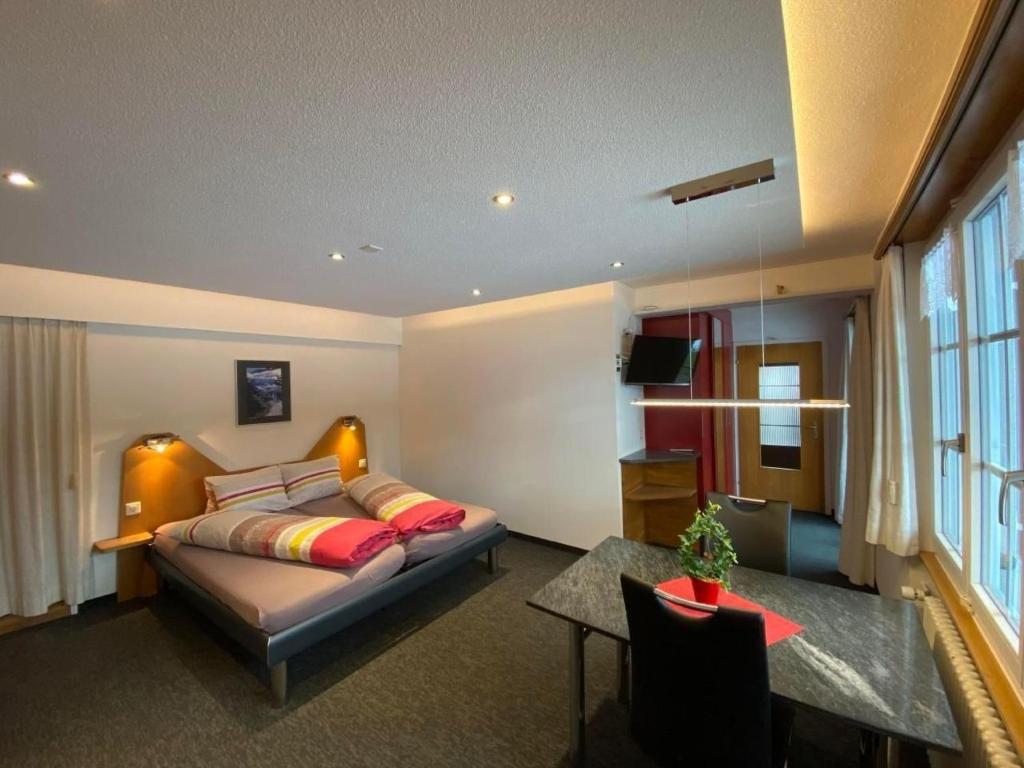 Apartment Chalet Mislin- Grindelwald direkte Bergsicht by Interhome - 5