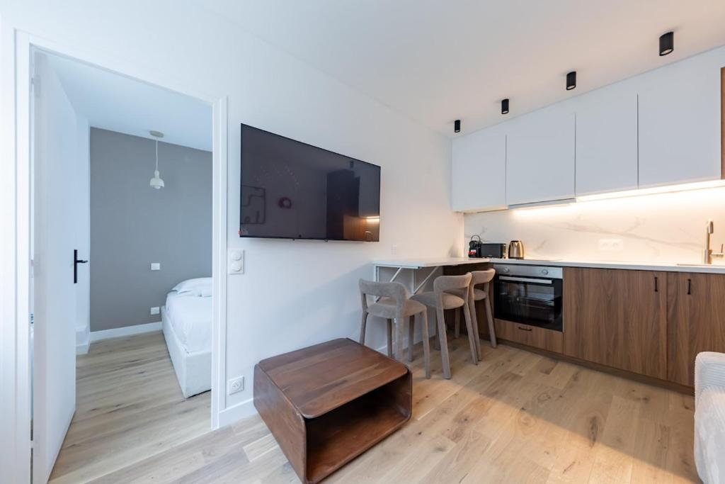 Charming Apartment 4 stars near Montmartre & Metro - 5