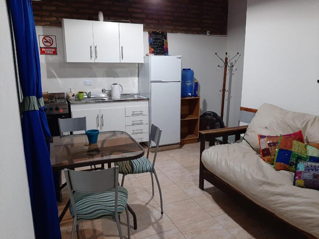 Cabañas en monte autóctono con pileta - 5