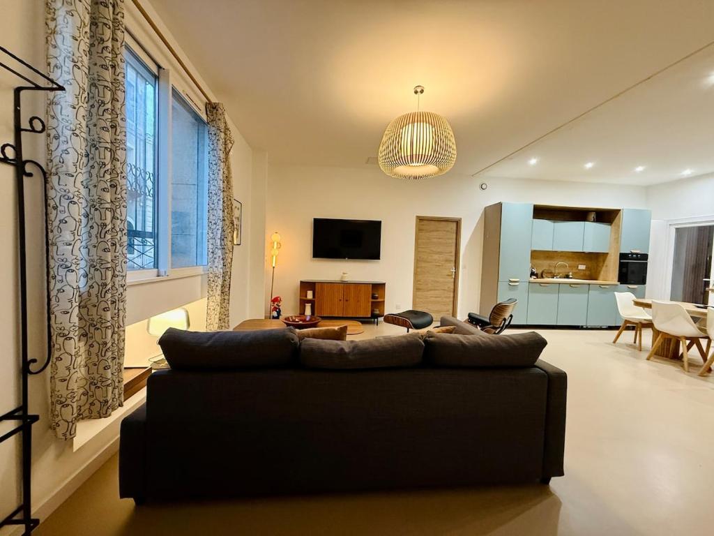 ''Jacky'' Maison de Ville avec Patio, Climatisée - 4