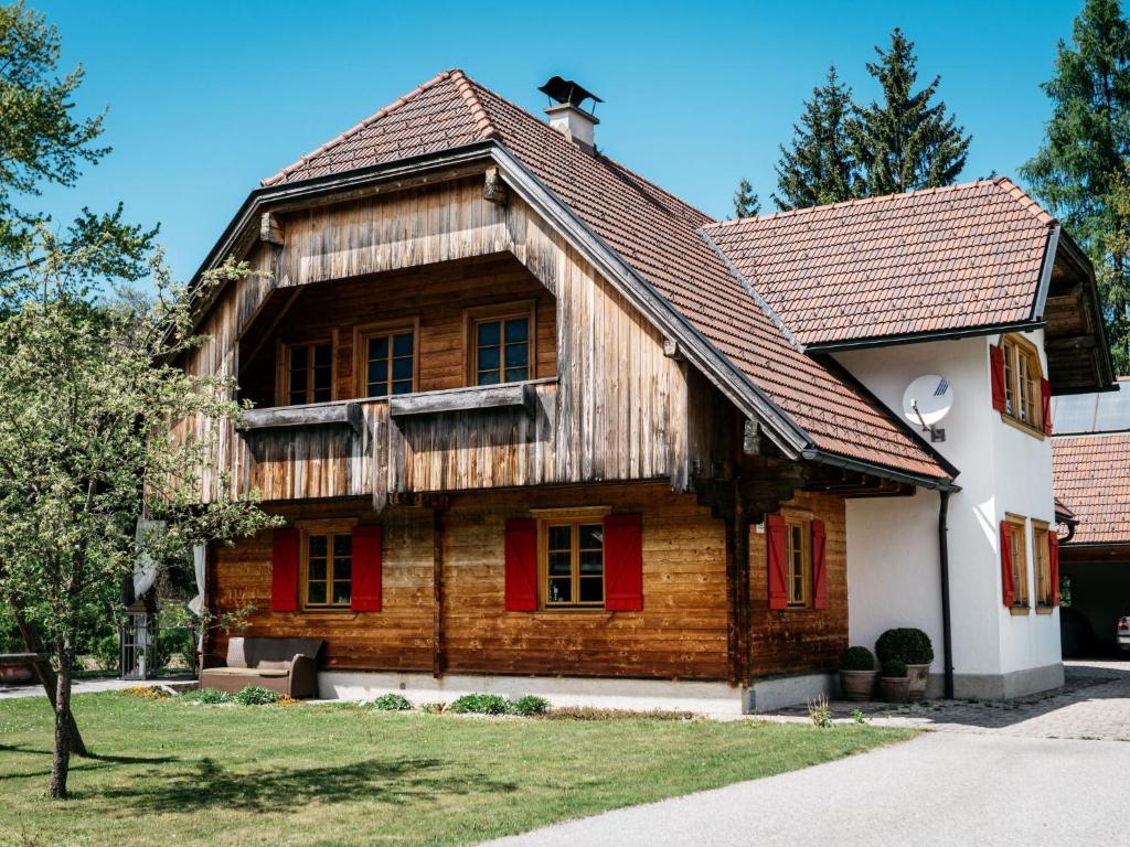 Holiday Home Gemütliches Ferienhaus in Feistritz Ob Bleiburg by Interhome - 1