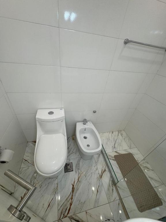 3 rooms in La Perla area - 2