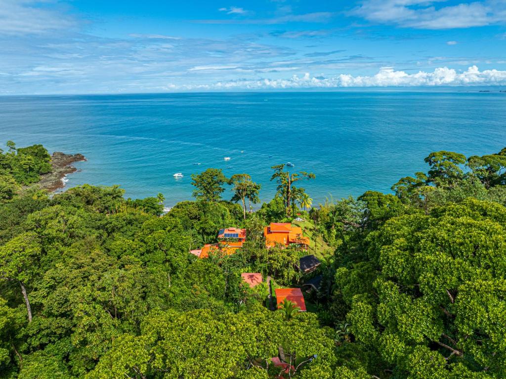 Exterior view, Las Caletas Lodge in Drake Bay