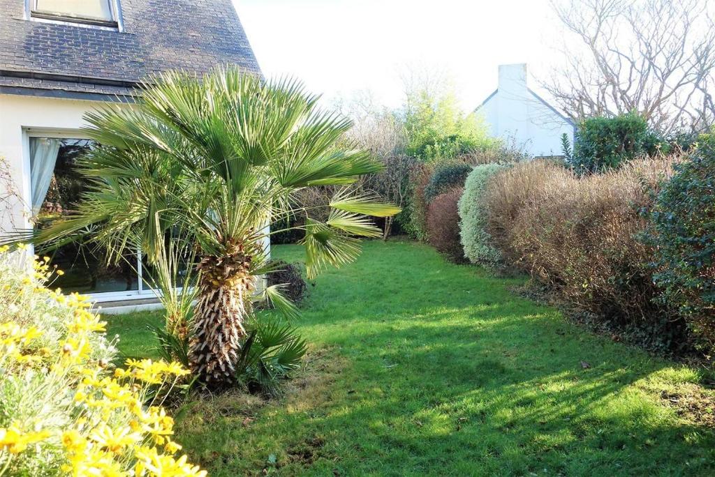 Villa avec jardin dans un quartier calme au centre de Perros-Guirec - Réf 934 - 3