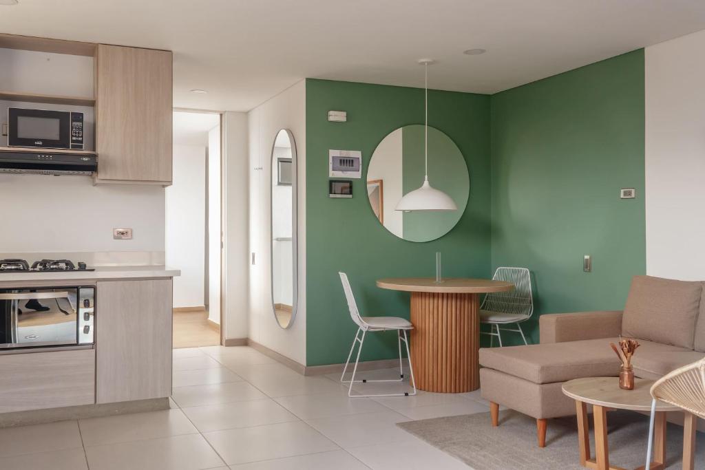 NOK Stylish Studio w Balcony in Laureles Medellin - 1