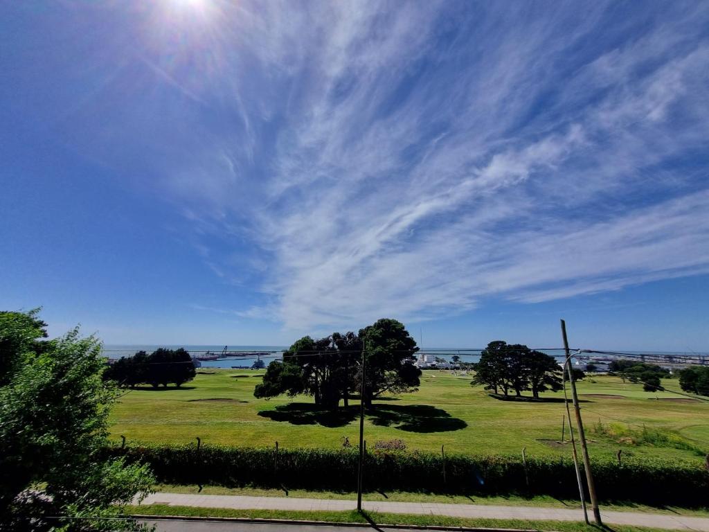 Vistas al Golf Dpto Alem Aloha Host - 3