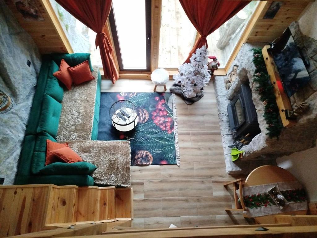 Chalet Wood Magic - 3