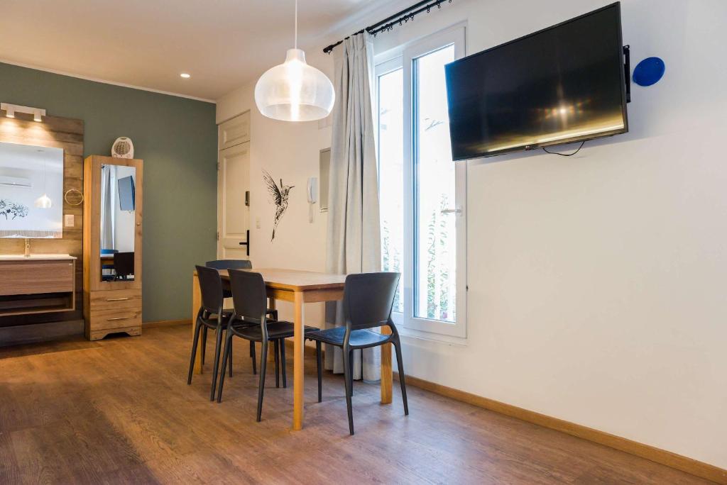Urban Pulse Studio in Salvador Near Metro for 2 - 3