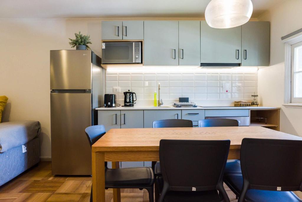 Modern 1BR Apt in Bellavista Steps from Metro - 4