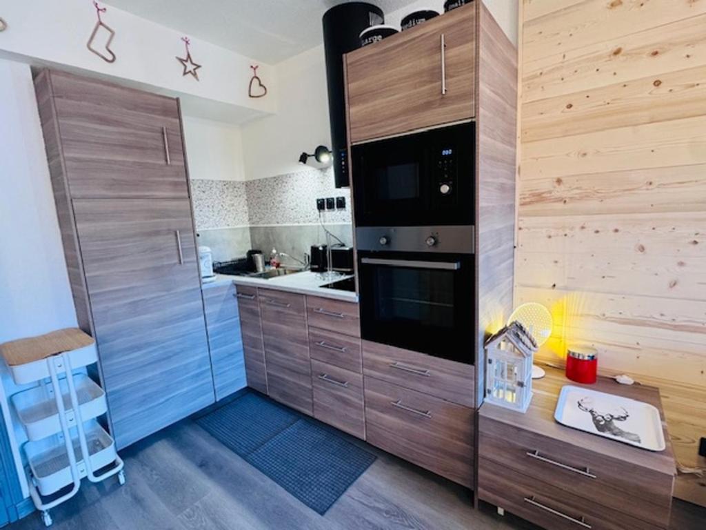 Appartement rénové au centre des 2 Alpes, proche pistes - FR-1-546-65 - 5