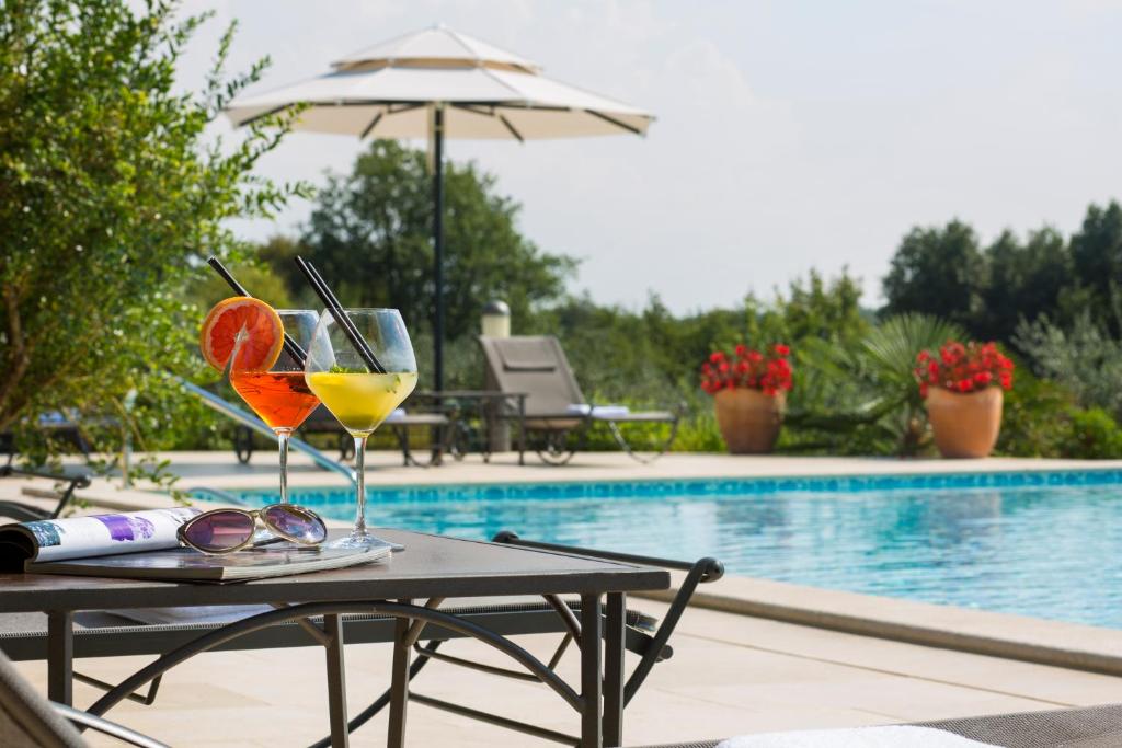 Boutique Hotel San Rocco — Swimming pool in Brtonigla, Istria